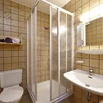 Gaestehaus Alpina 3*