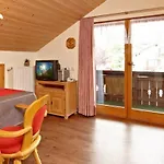 Gaestehaus Alpina 3*