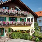Gaestehaus Alpina Konukevi Bad Kohlgrub