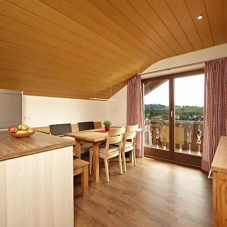Gastehaus Alpina 3*