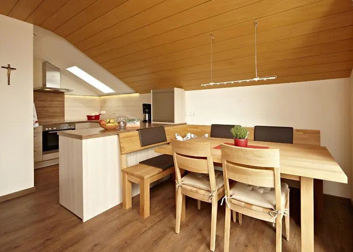 Gastehaus Alpina بيت ضيافة