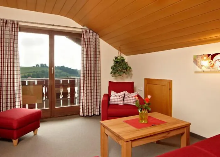 بيت ضيافة Gastehaus Alpina 3*