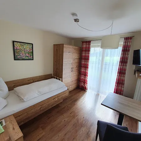 Gaestehaus Alpina Affittacamere