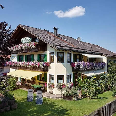 Gaestehaus Alpina